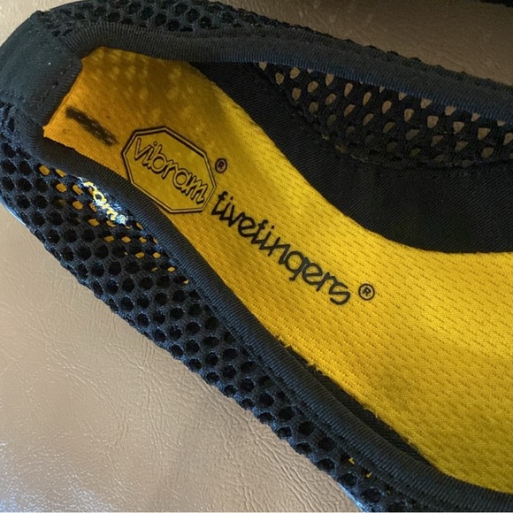 Vibram FiveFingers Shoes - Picture 2 of 5